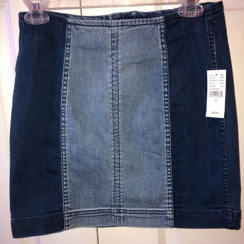 NWT PacSun two-toned skirt